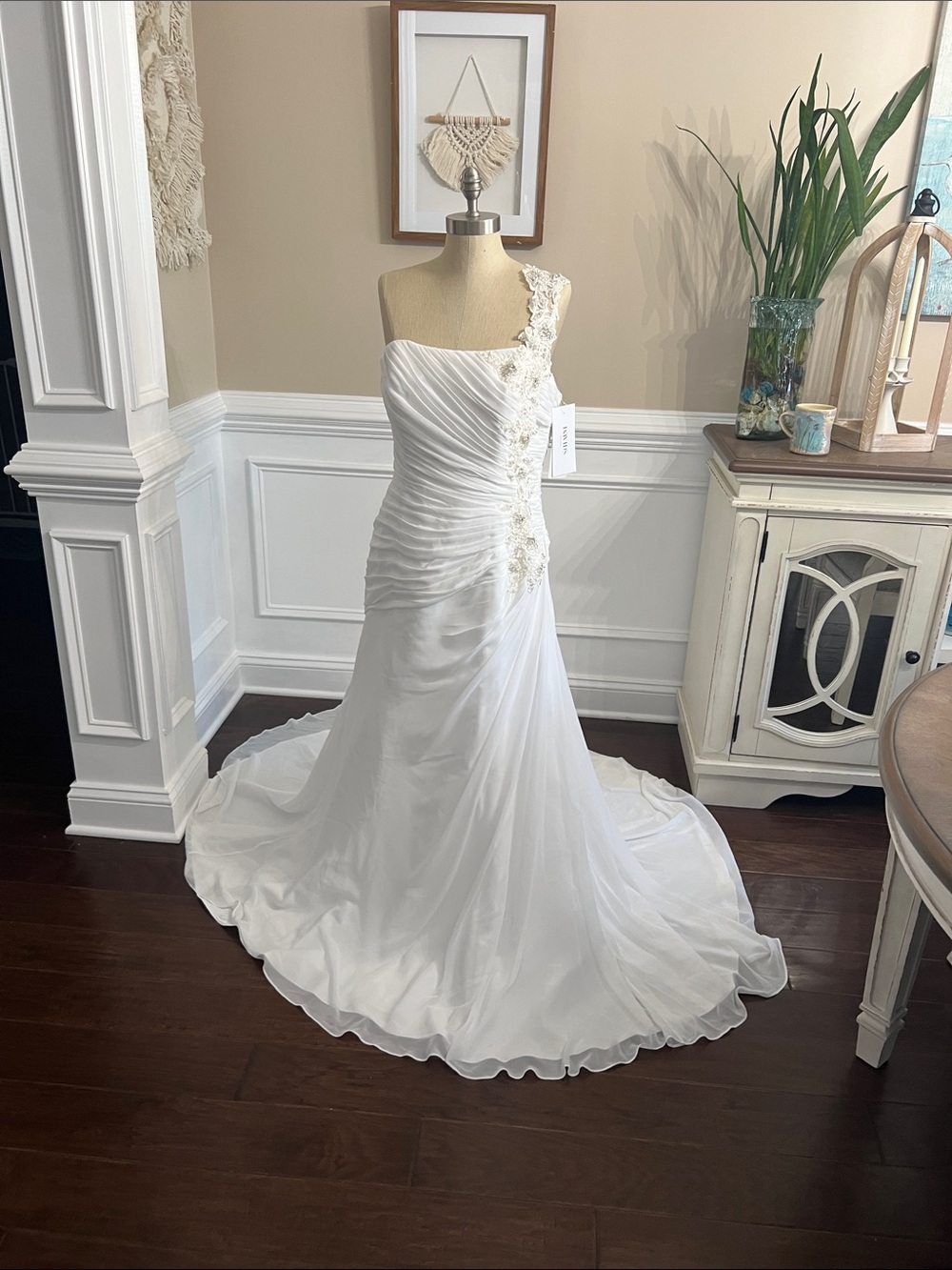 David's‎ Bridal White One-Shoulder Wedding Dress with Beaded Floral Detail